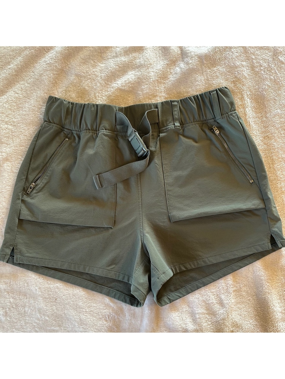 Women's Waterproof Stretch Hiking Shorts with Belt - Size S-4- Army Green